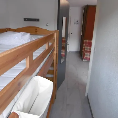 Apartment T2 Climatise Avec Piscine, Parking Prive, Proche Port Et Commerces, Ideal 4-5 Pers. - Fr-1-796-9 Gruissan