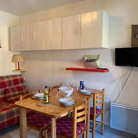 Apartment T2 Climatise Avec Piscine, Parking Prive, Proche Port Et Commerces, Ideal 4-5 Pers. - Fr-1-796-9 *