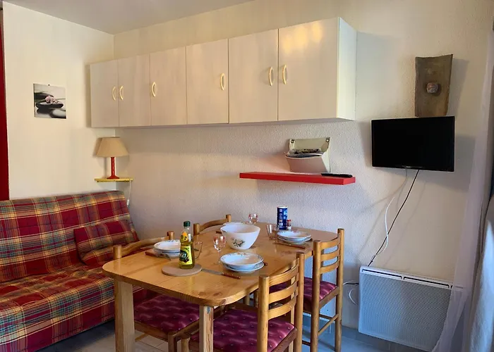 Apartmán T2 Climatise Avec Piscine, Parking Prive, Proche Port Et Commerces, Ideal 4-5 Pers. - Fr-1-796-9 *